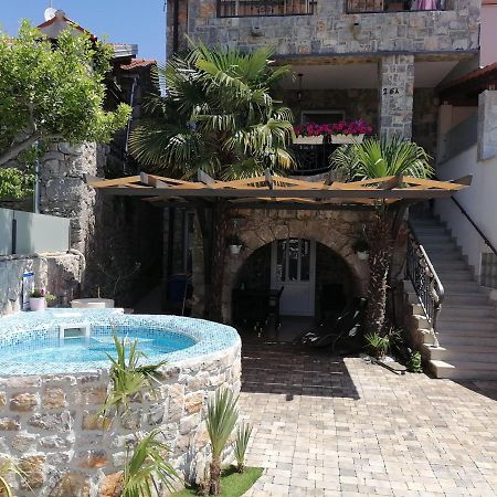 Apartman Brajutovci 26 Kornić Kültér fotó